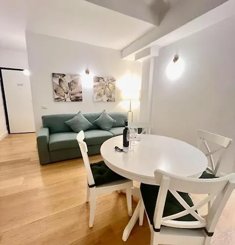 Via Del Corso Bed & Breakfast Rome