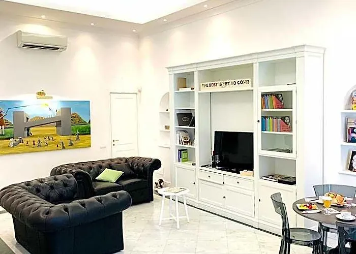 Via Del Corso 4* Roma